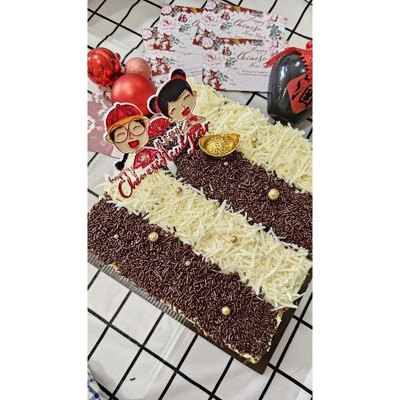 

Hampers Imlek Jadoel Cake besar