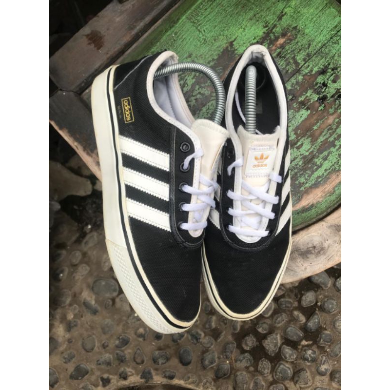 Adidas Adiease Berlin