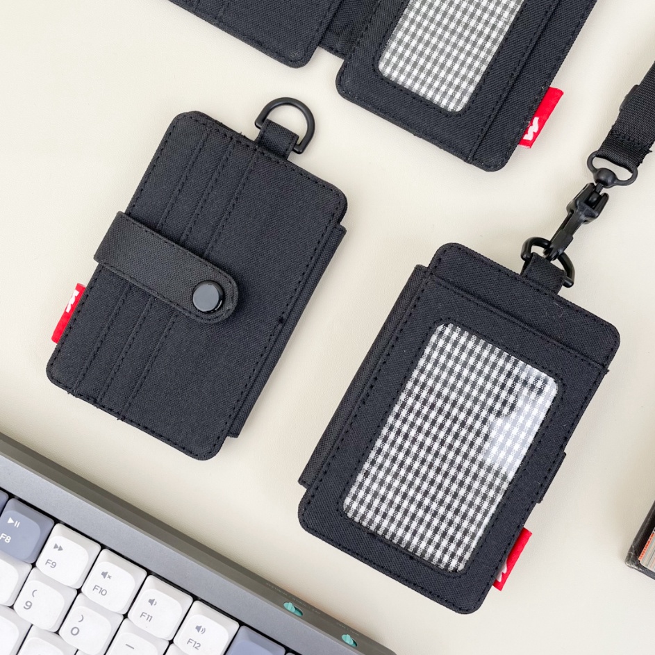 

Pusat Garansi ID Card Holder Kain Nametag Gantung Dompet Kartu Kalung Pria Wanita