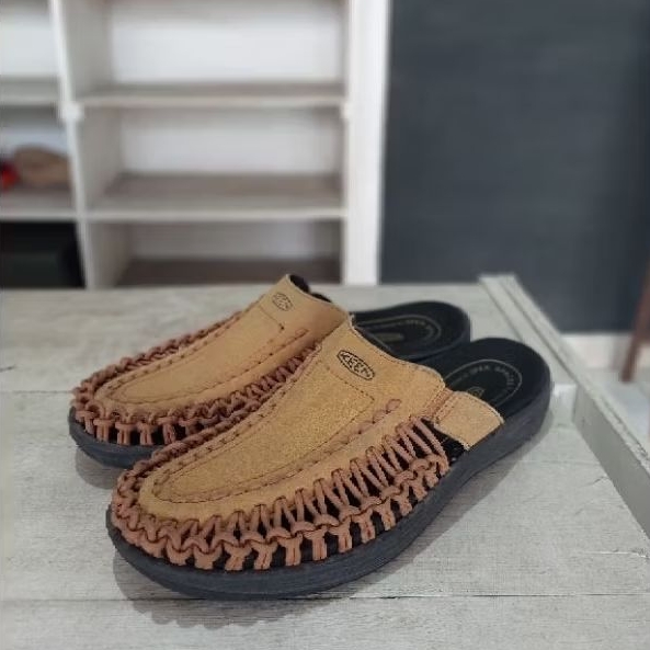 sandal keen uneek ii