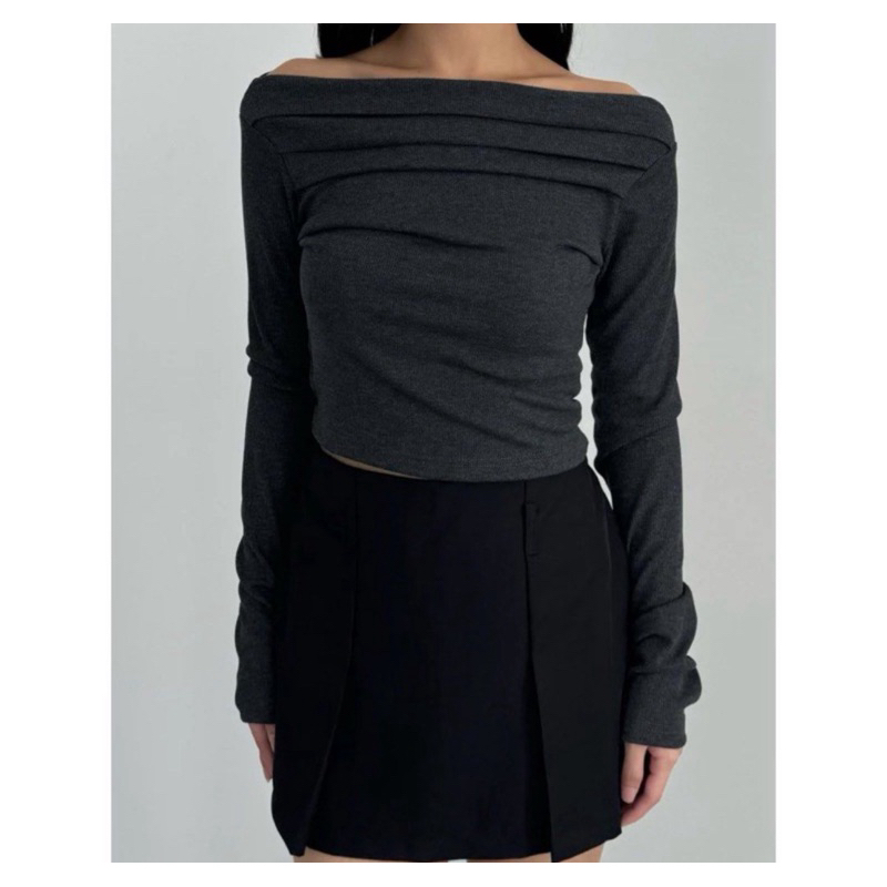 preloved off shoulder top / knit top