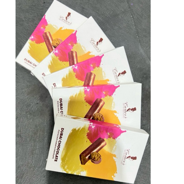

Carters Chocolate & sweets / Chocolate Dubai Viral / Original / Kunafa Chocolate