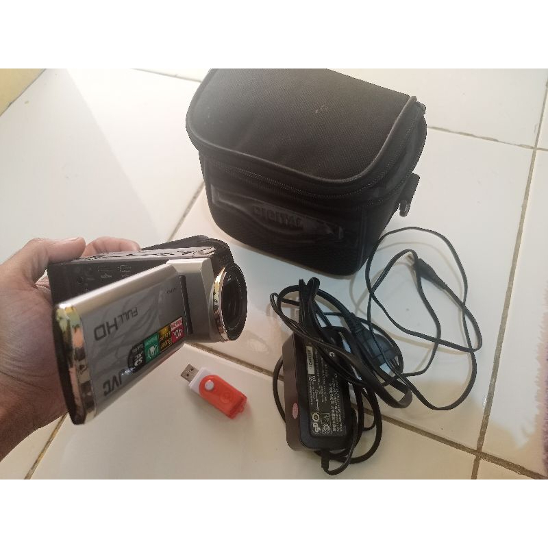 HANDICAM EVERIO Jvc full HD