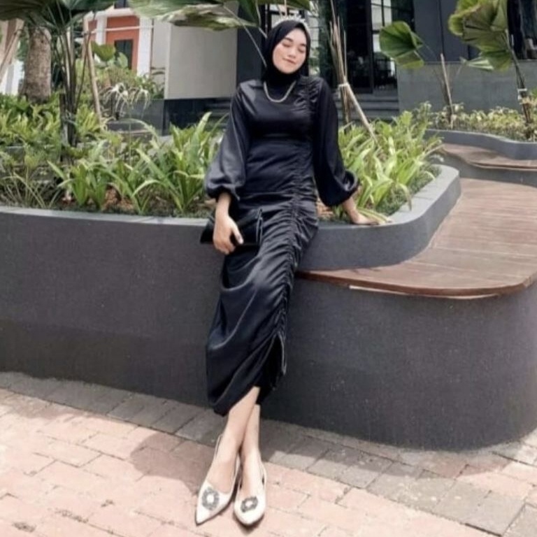 Harga Spesial Gamis terbaru wanitaGAMIS KONDANGAN adini satin silk premium Gamis adini satin pemium 