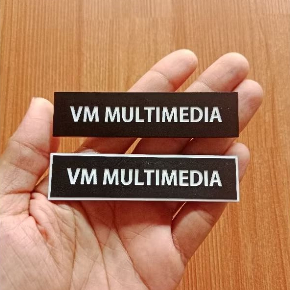 

Name Tag Grafir | Papan Nama Grafir | Grafir Laser