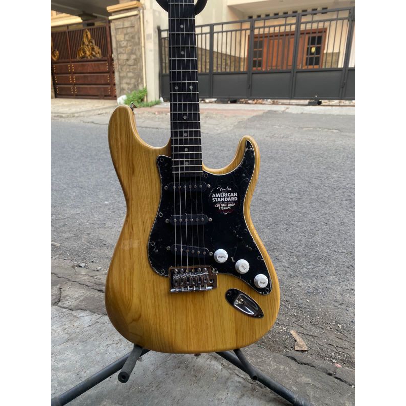 Gitar Fender stratocaster natural custom