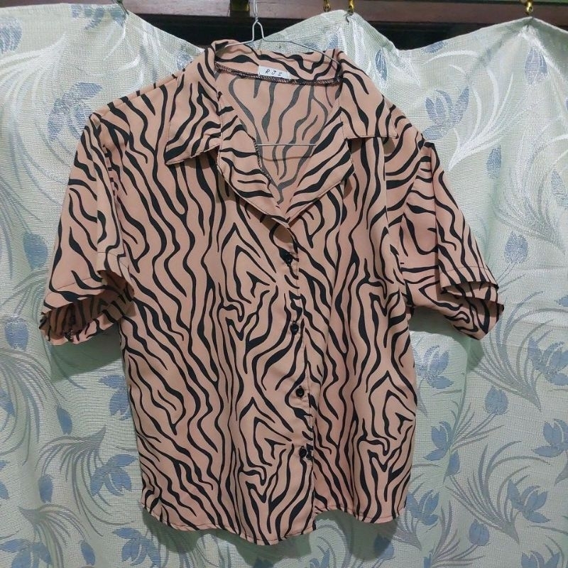 Kemeja salur (preloved)