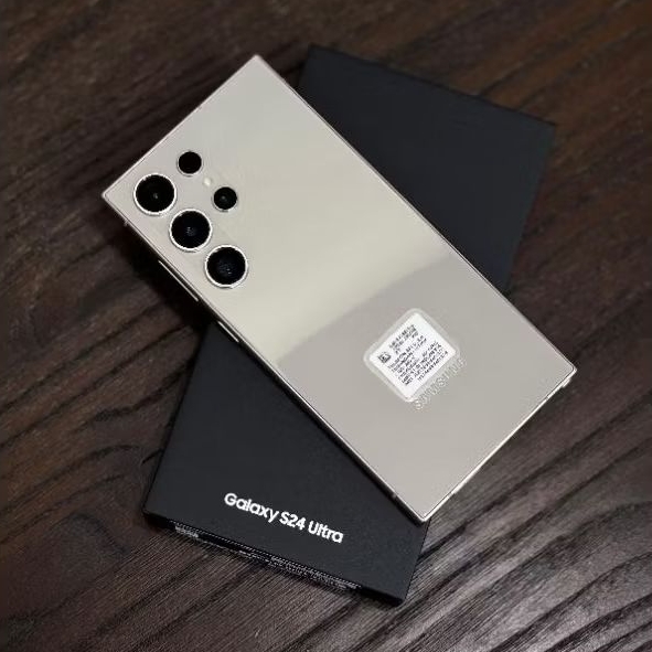 (Bekas Original) Samsung Galaxy S24 Ultra 12/256 Titanium Gray Garansi Resmi SEIN