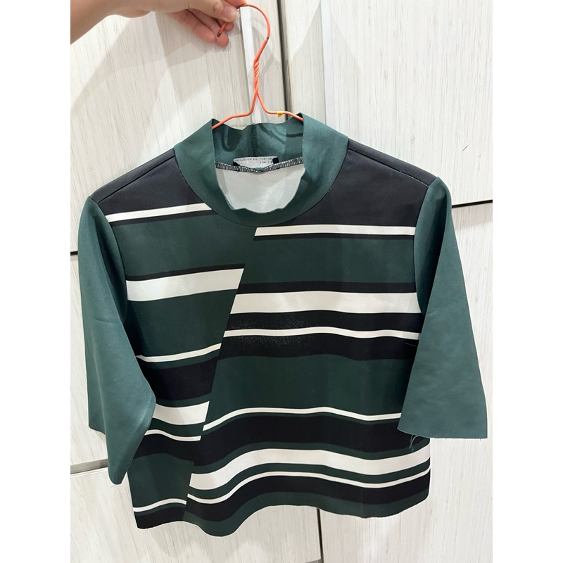 ZARA turtleneck preloved