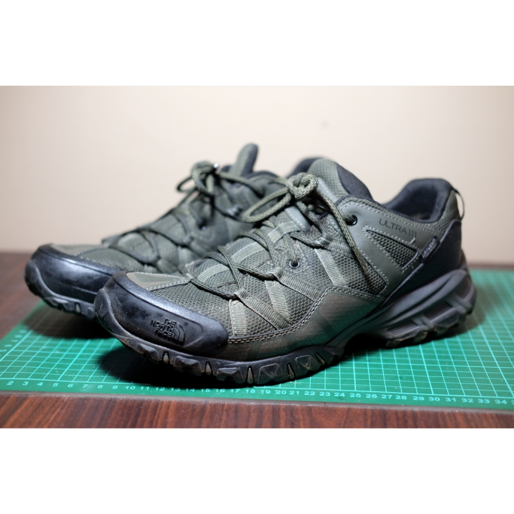 Sepatu Hiking Pria The North Face Ultra 111 Green (Original - Second)