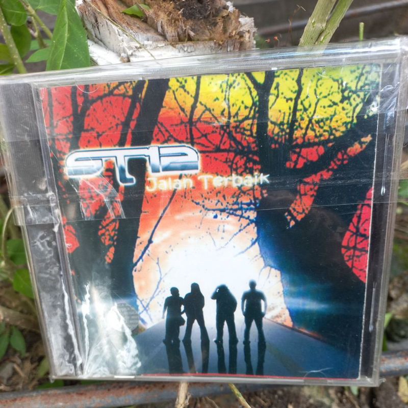 cd st12 band - jalan terbaik album