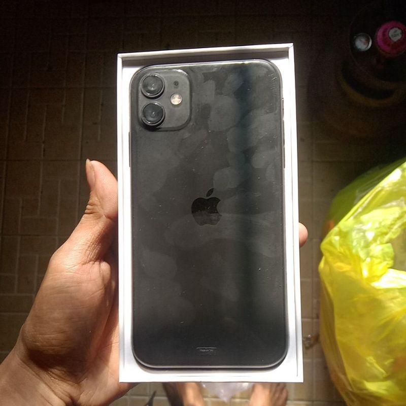 iphone 11 64GB ibox