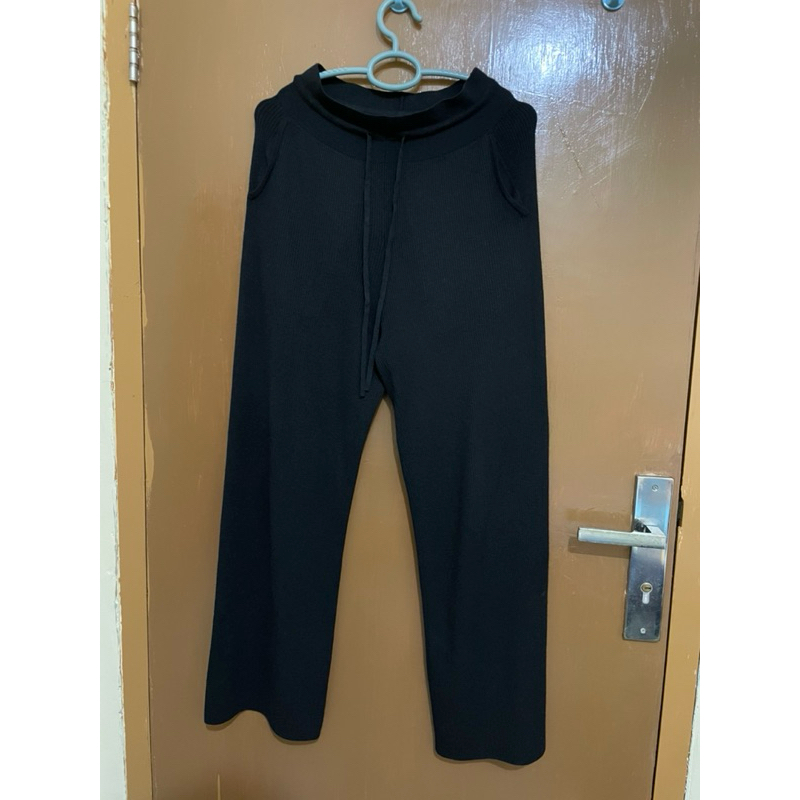 Celana Knit Ribbed Uniqlo / Washable Knit Ribbed Pants Uniqlo / Celana Rajut Uniqlo