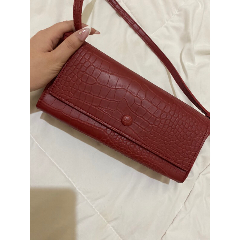 Tas kotak merah miniso