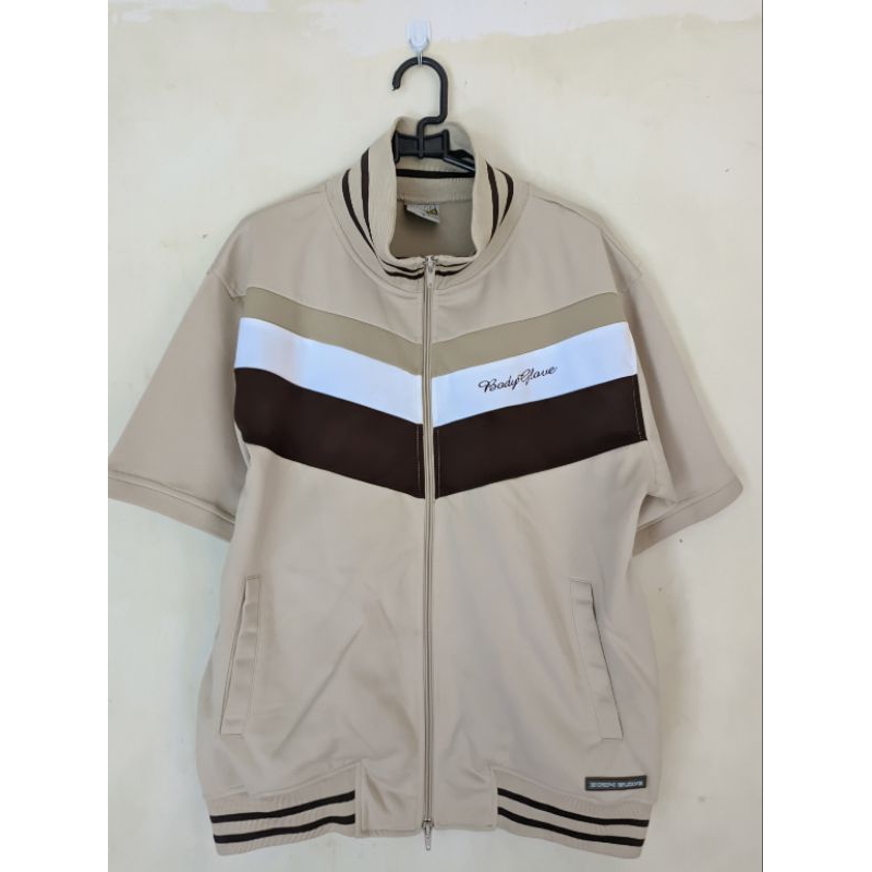 Tracktop lengan pendek