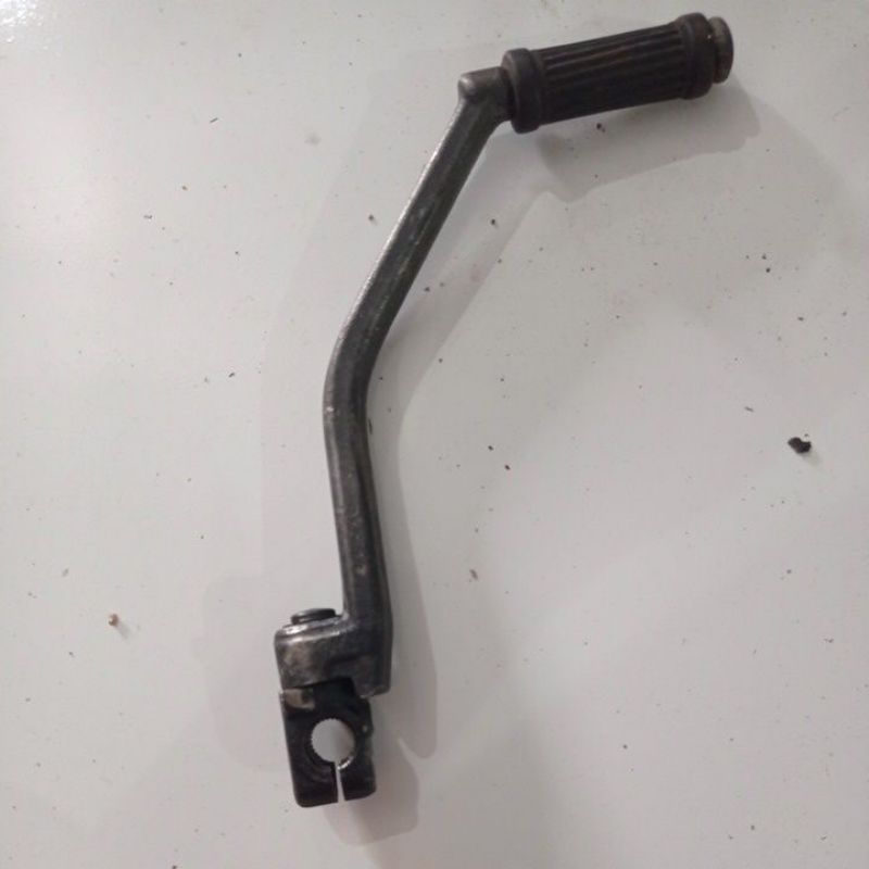 Pedal stater kick as starter Suzuki Satria 2 tak hiu lumba original