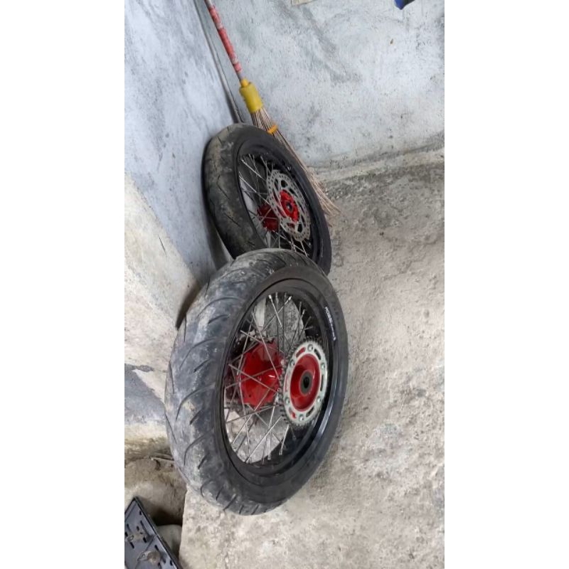 velg supermoto