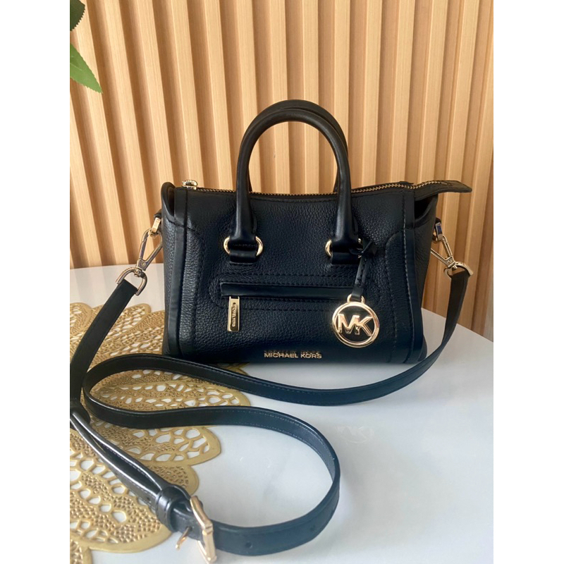 Preloved MK Carine Small