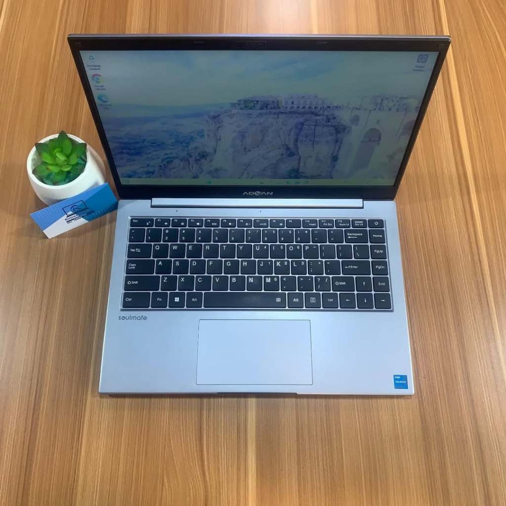 ADVAN SOULMATE 1 INTEL CELERON RAM 4GB SSD 128GB SECOND/BEKAS