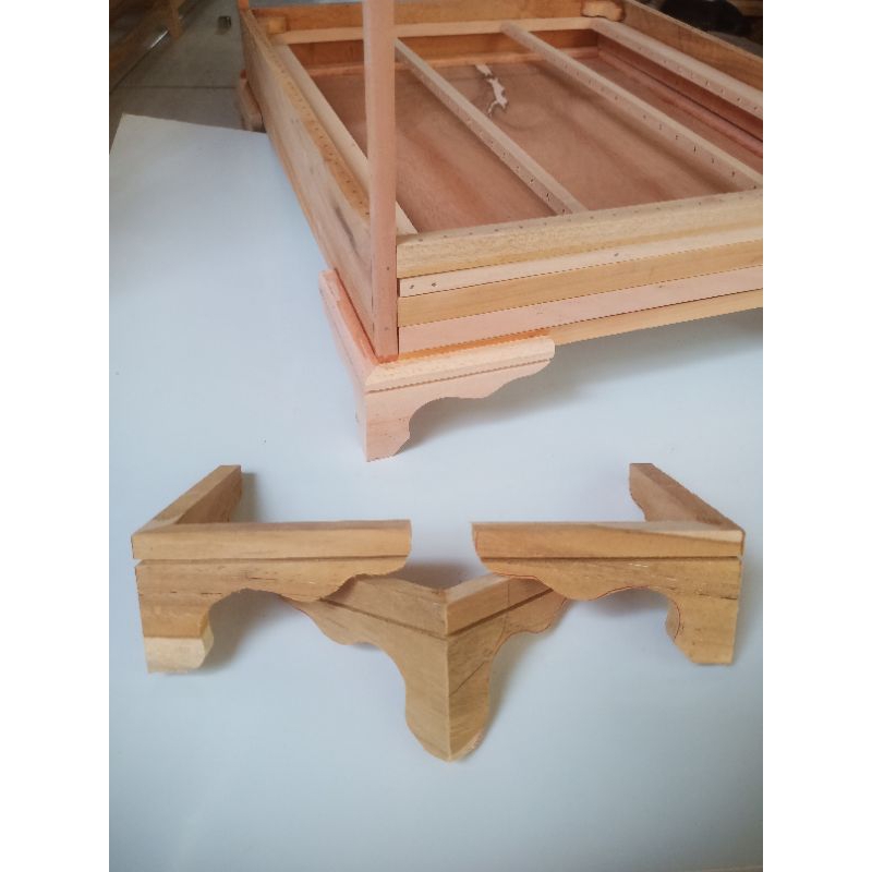 Kaki sangkar minimalis