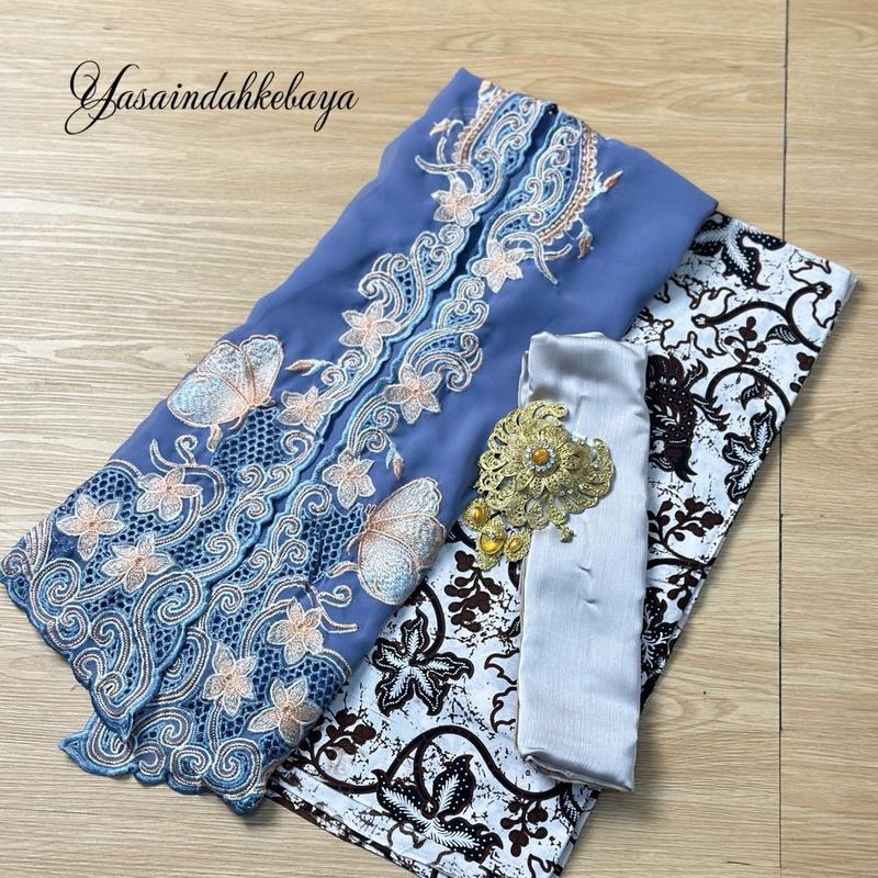 One set material kebaya dan Kamben batik alam lembaran premium