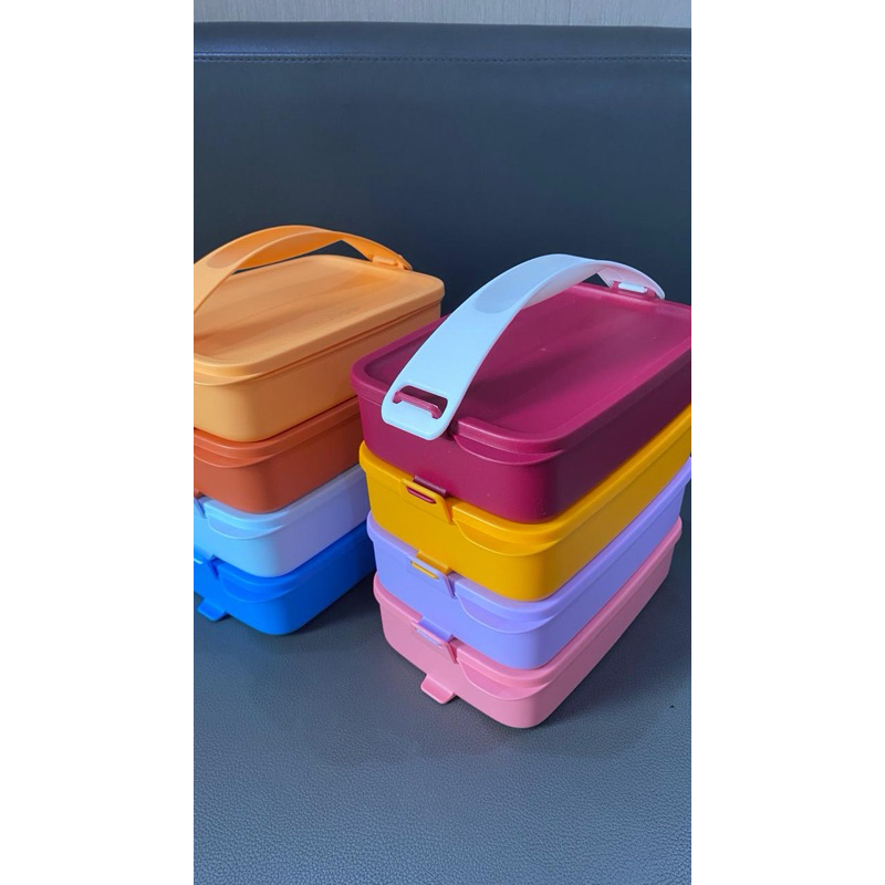 Click to go rectangular TUPPERWARE