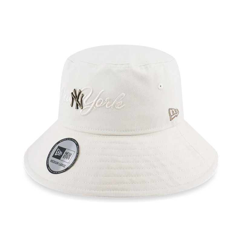BUCKET HAT NEW YORK YANKEES MLB METAL CREST LIGHT CREAM BUCKET 01