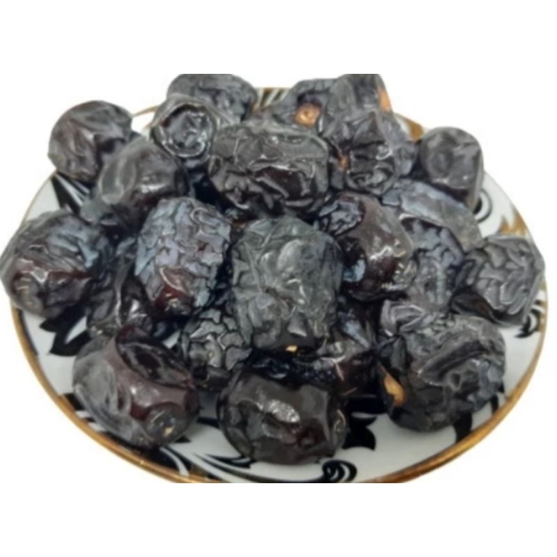 

kurma ajwa original Madinah 7butir