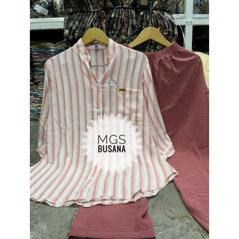 Oneset Wanita bahan Crinkle Jumbo || Motif salur terbaru