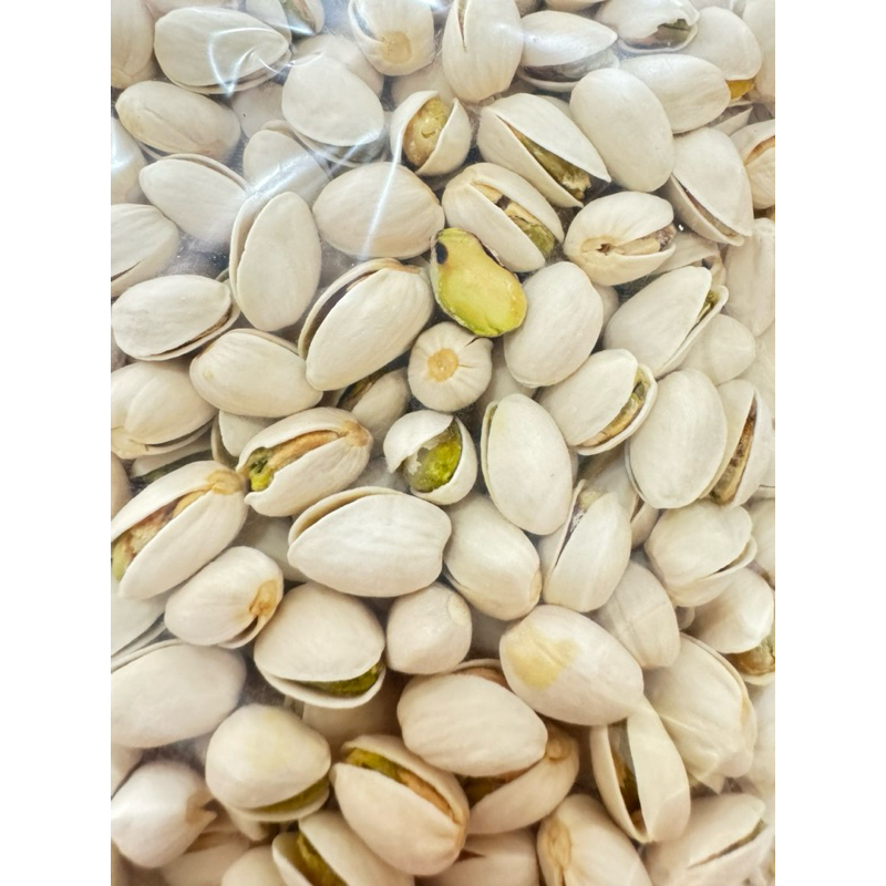 

Kacang pistasio/kacang fustuk oleh oleh haji 1kg