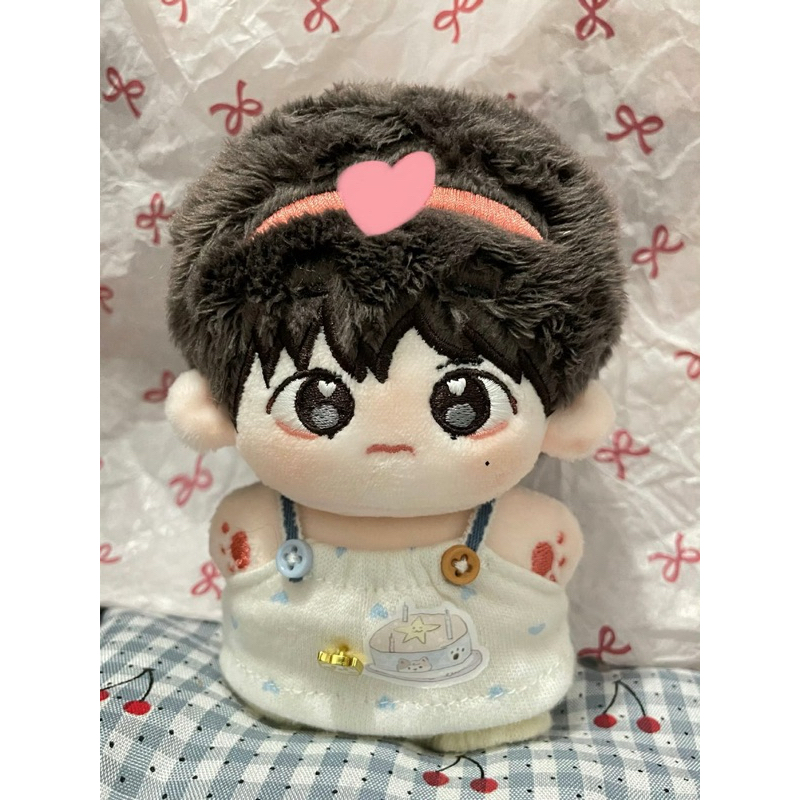 [READY] WEI-TA KIM TAEHYUNG DOLL 10 CM