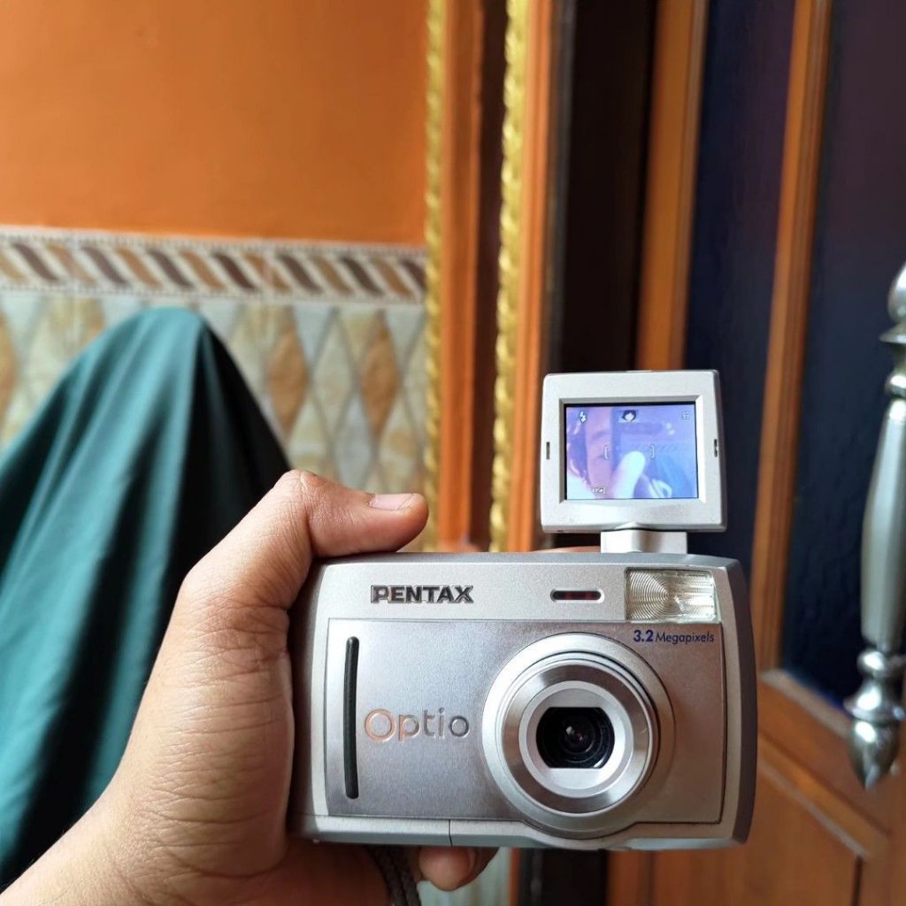 PENTAX OPTIO 33L - Kamera Pocket Digital Flip - Padisuromertani