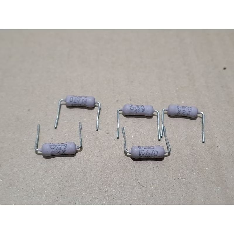 Resistor 6K8/682 Ohm /2 Watt Original Japan .