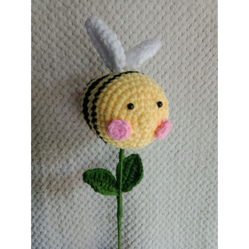 amigurumi flower bee/buket rajut lebah/boneka rajut/buket lebah/buket lebah rajut