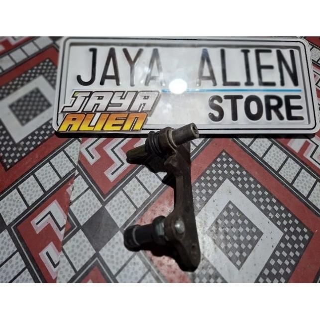 Dudukan Breket Kaliper Depan Honda Tiger dan Megapro Primus Verza Cb150r Old Supra Set Baut