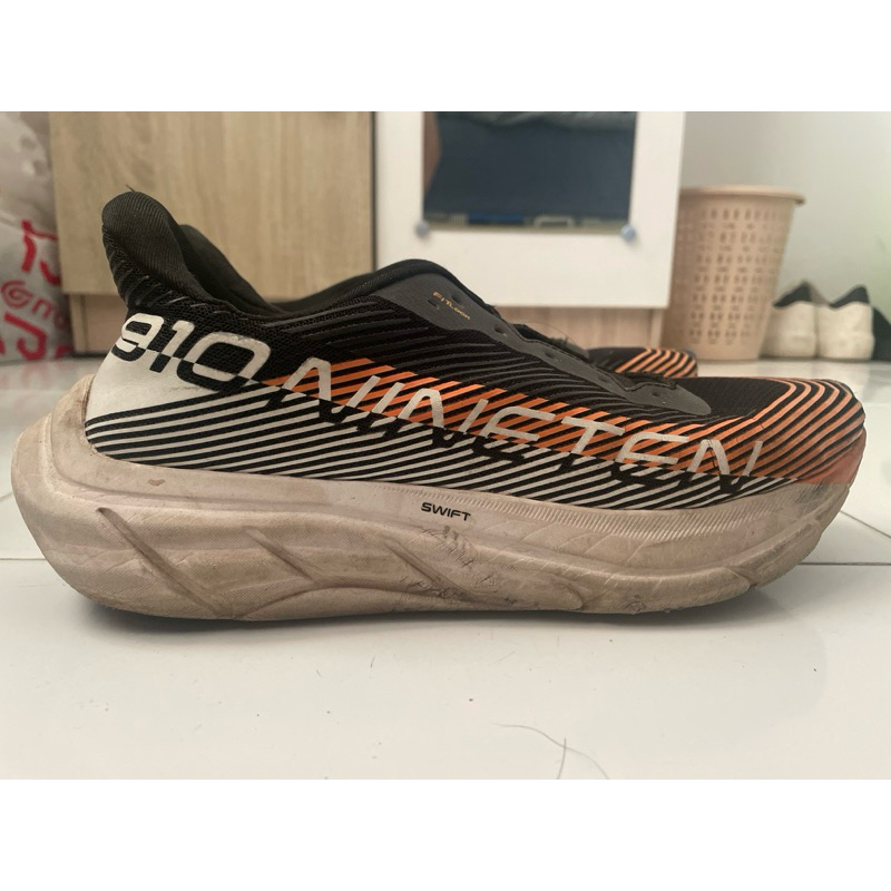 910 reishika Bolster