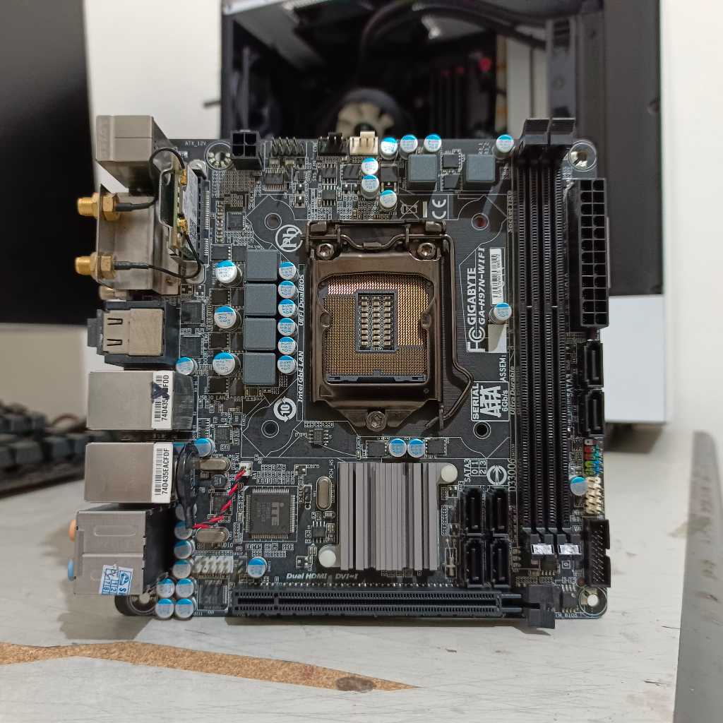 Motherboard Gigabyte H97N Wifi Mini ITX  LGA 1150 Max CPU Intel I7 4790K
