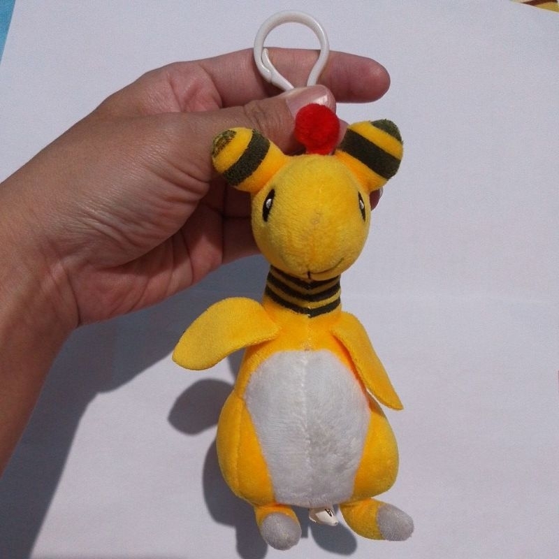 Ganci boneka pokemon Ampharos