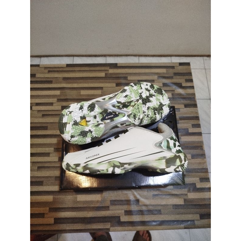 Sepatu Badminton Arsonix BOA Camo White Baru Original Size 42, 26cm