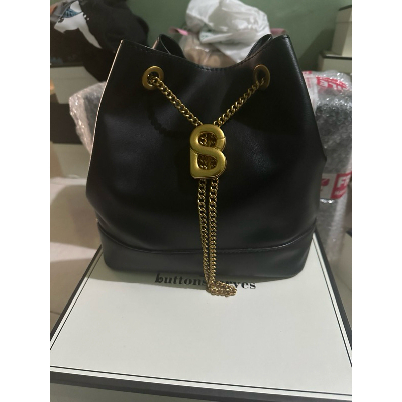 Myra Bag Buttonscarves Large Black+Box