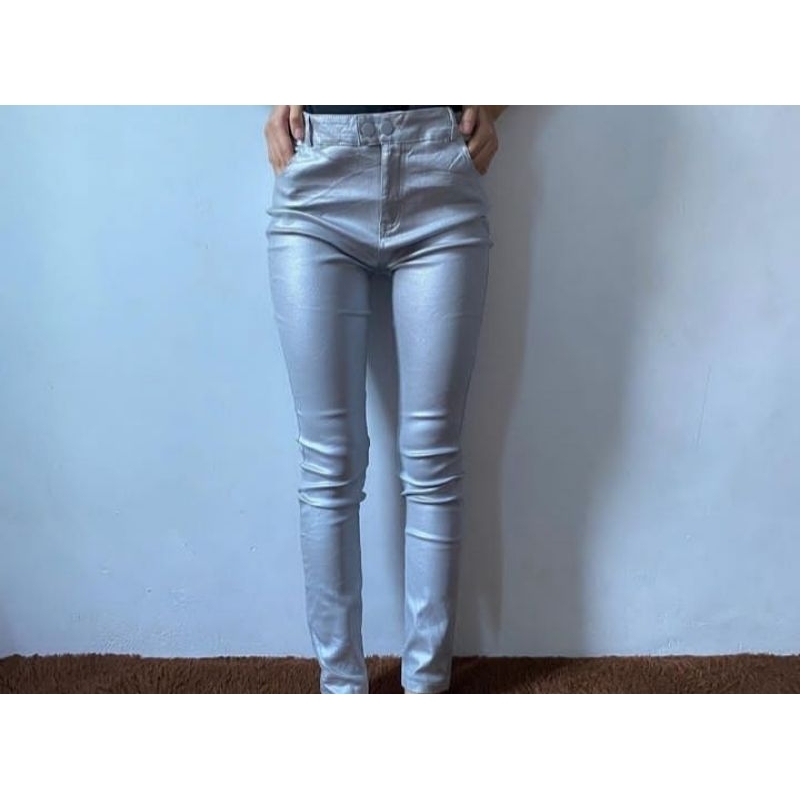 Celana Jeans Slimfit Silver Metallic (Preloved)