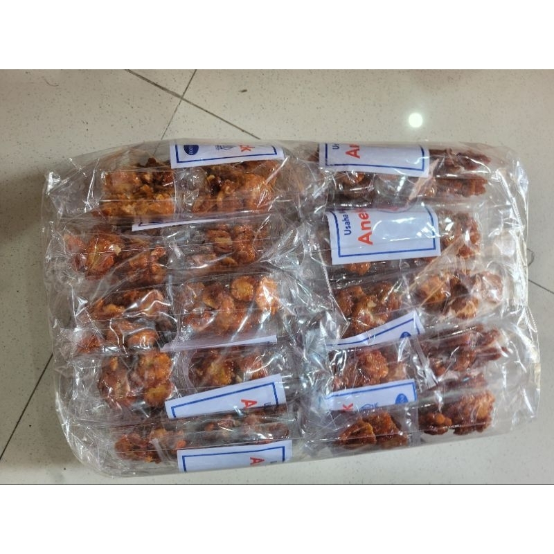 

Nayzura.id | Emping Melinjo | Rasa Pedas Manis| 1 Pack 12 Pcs