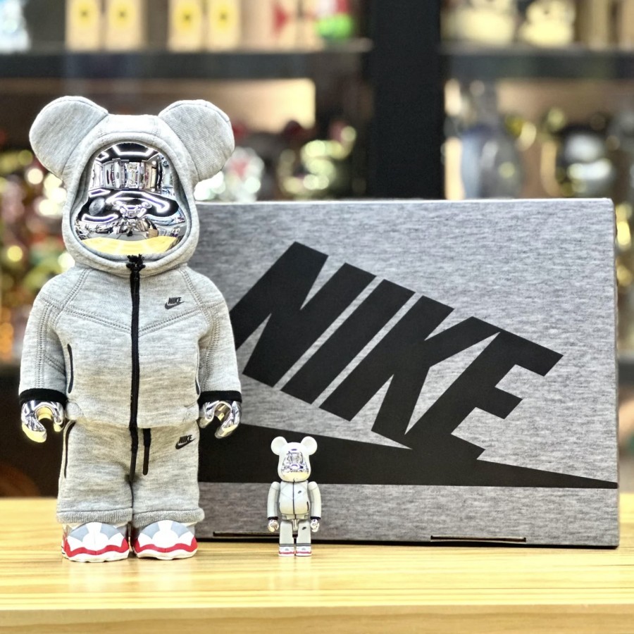 BEARBRICK NIKE TECH FLEECE N98 10 ANNIVERSARY 100% & 400% ORIGINAL V7SFRK4S1G