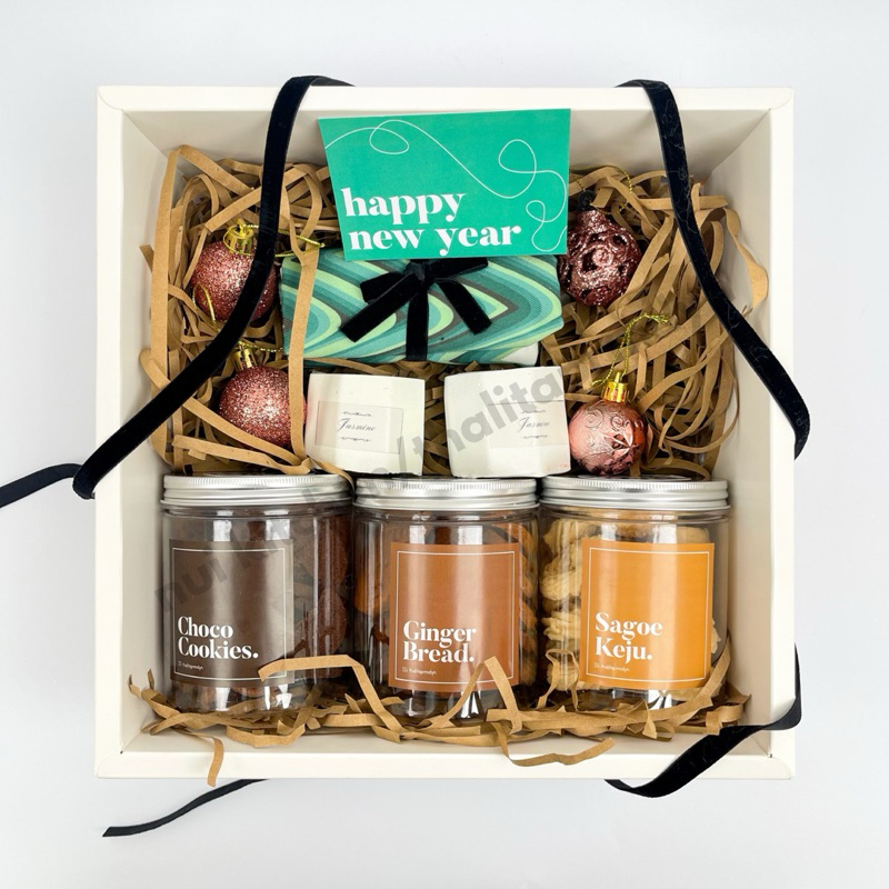 

(BIG BOX) HAMPERS TAHUN BARU / HAMPERS NEW YEAR / PARSEL TAHUN BARU / PARSEL KUE KERING
