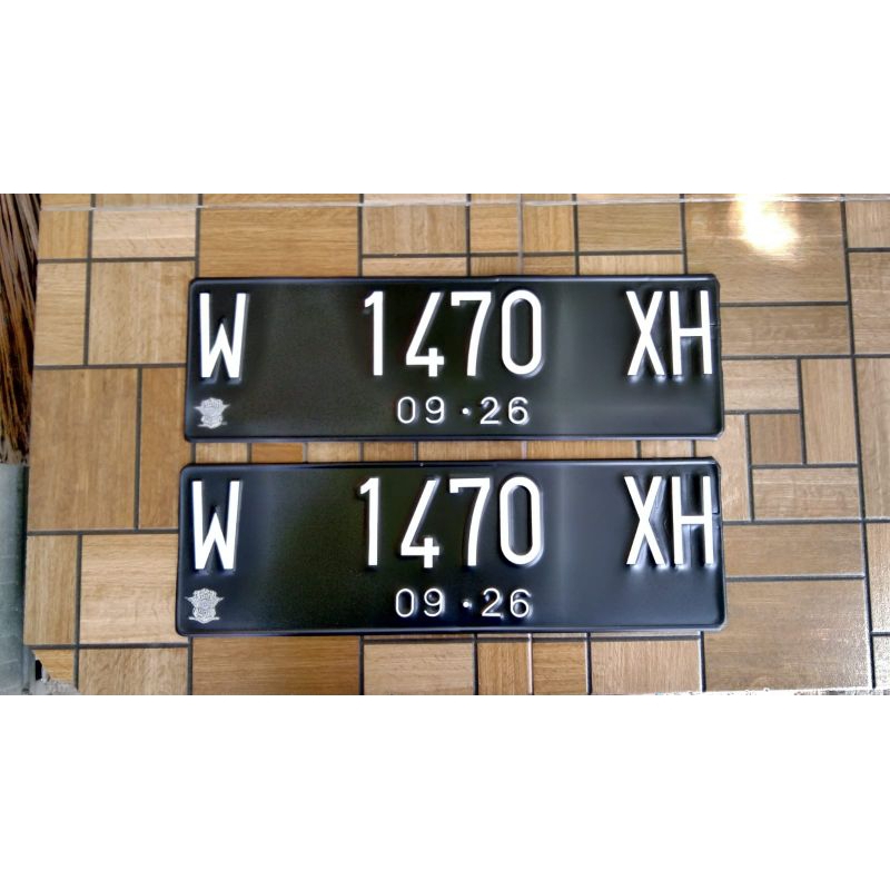 PLAT MOBIL VARIASI