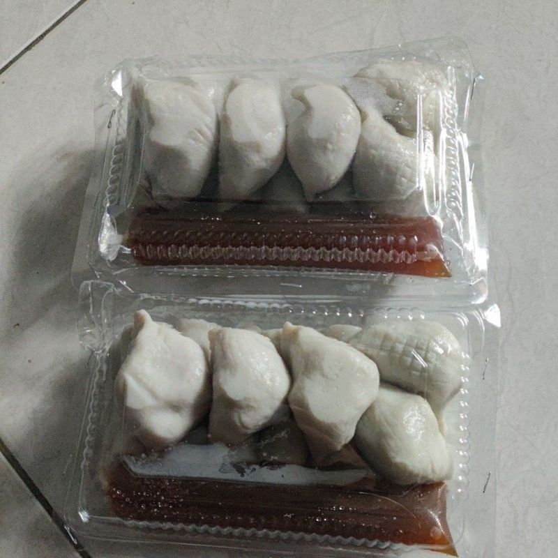 

Pempek Ikan Premium + Bumbu isi 10pcs