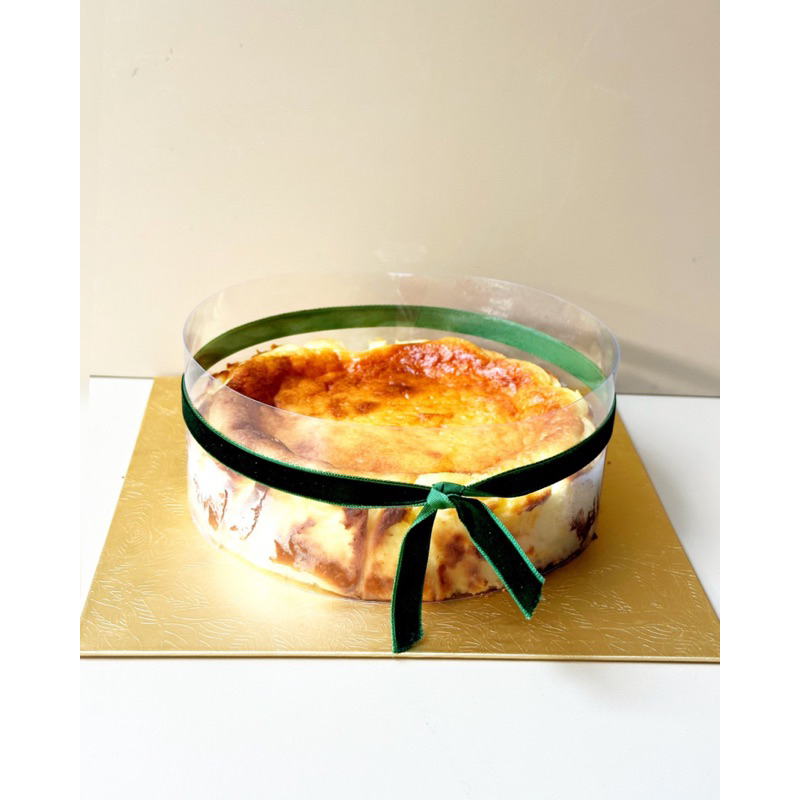 

Cheesecake /Basque burn Cheesecake Gluten free/birthday cake /cake ultah