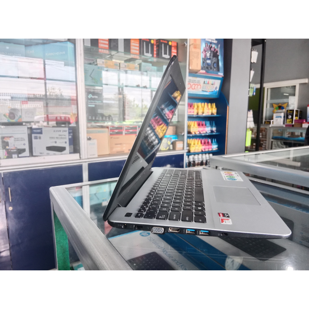 ASUS X555B (second) AMD DUAL CORE A9/RAM 4GB/HDD 1TB/15"/HITAM