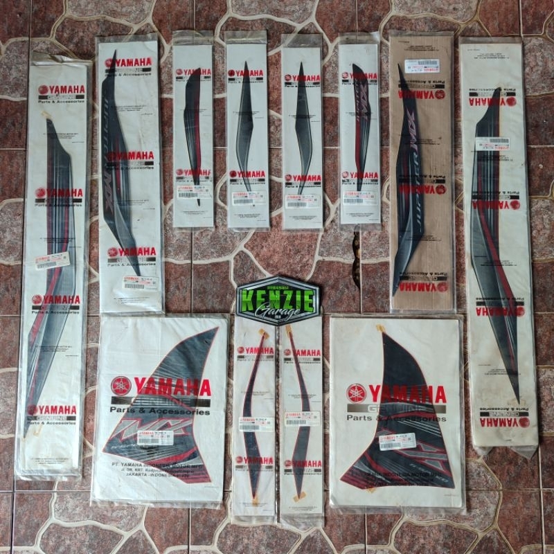 Stiker Striping Jupiter MX New 135 Merah marun 2012 Original YGP