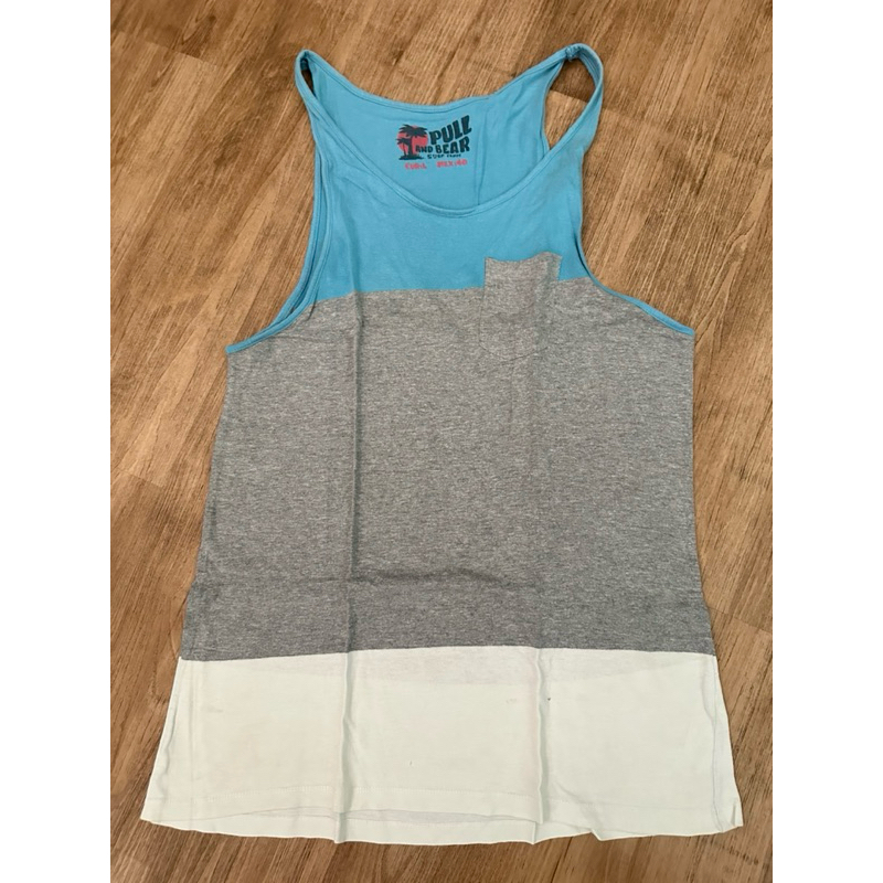 Lekbong Pull and Bear Second Size L Eur